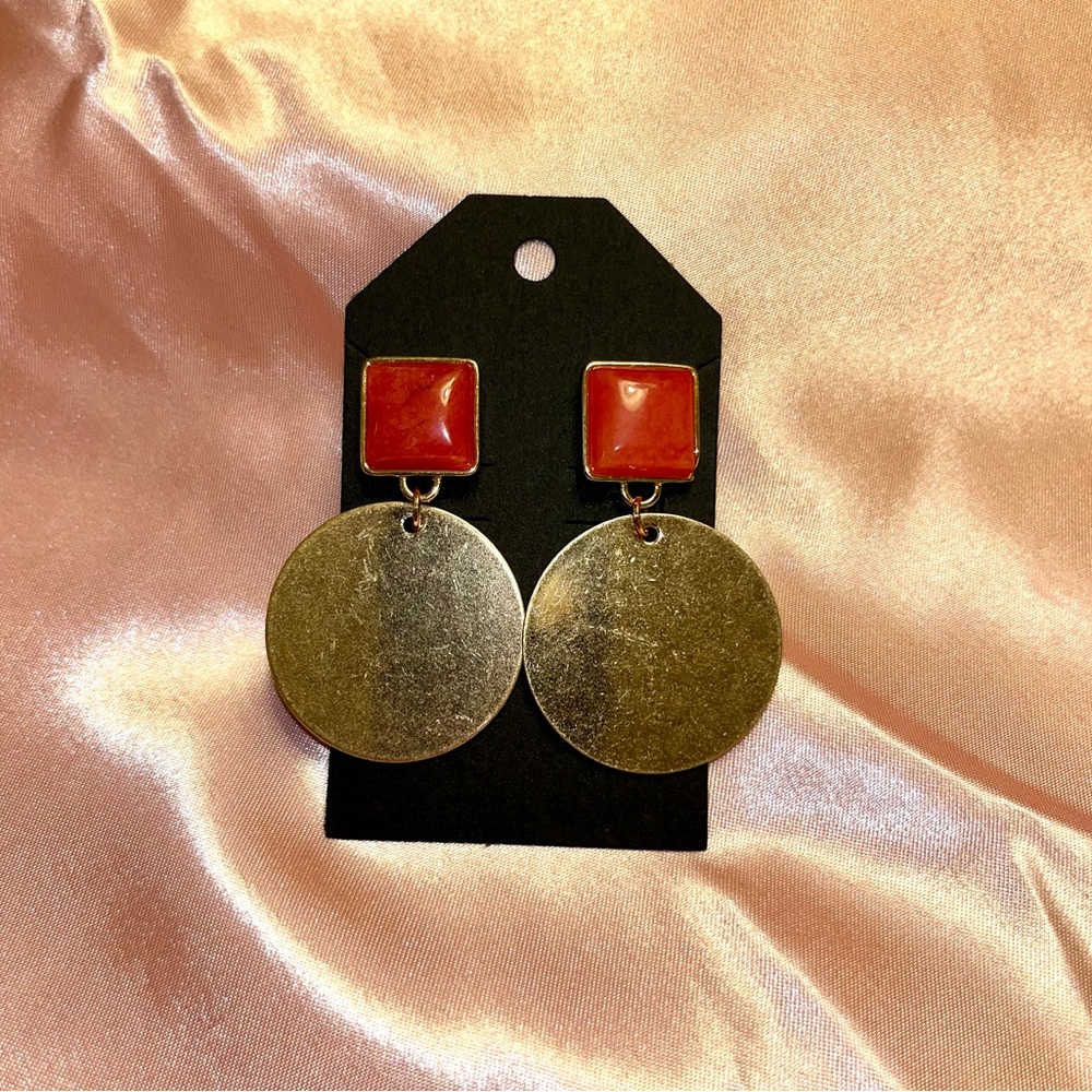 NWOT Evie and Emma - Boho Coral and Gold Statement Earrings